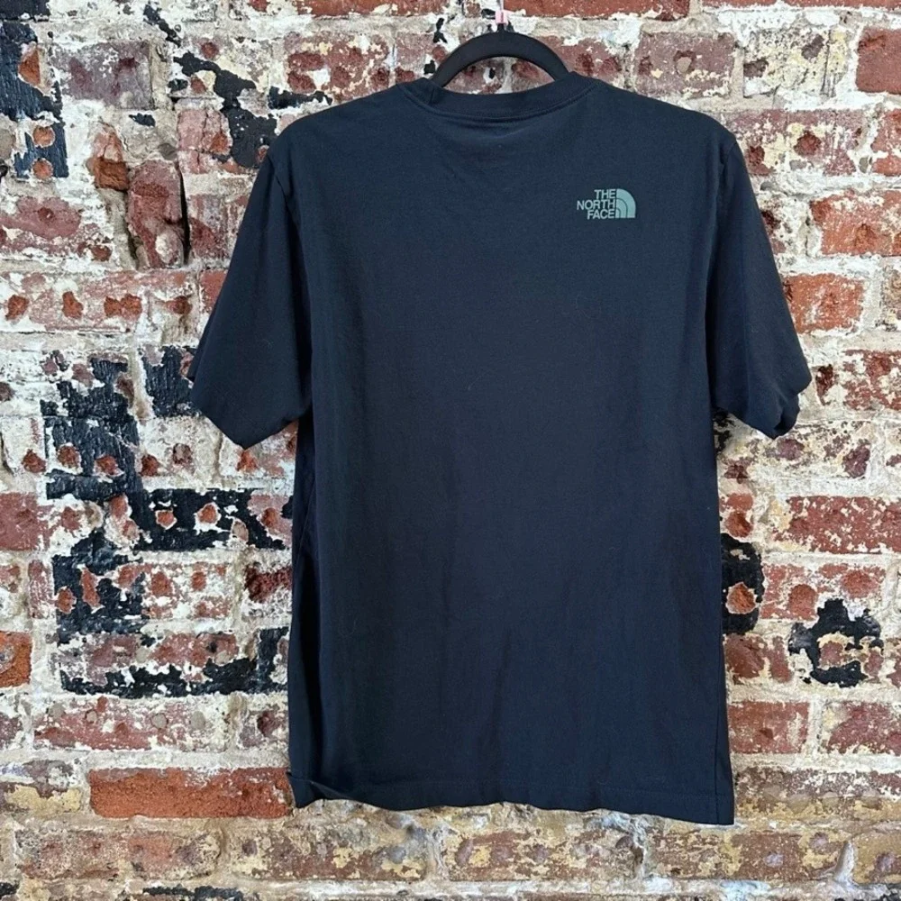 The North Face T-Shirt Mens Small Bear Logo Graphic Tee Short Sleeve Black